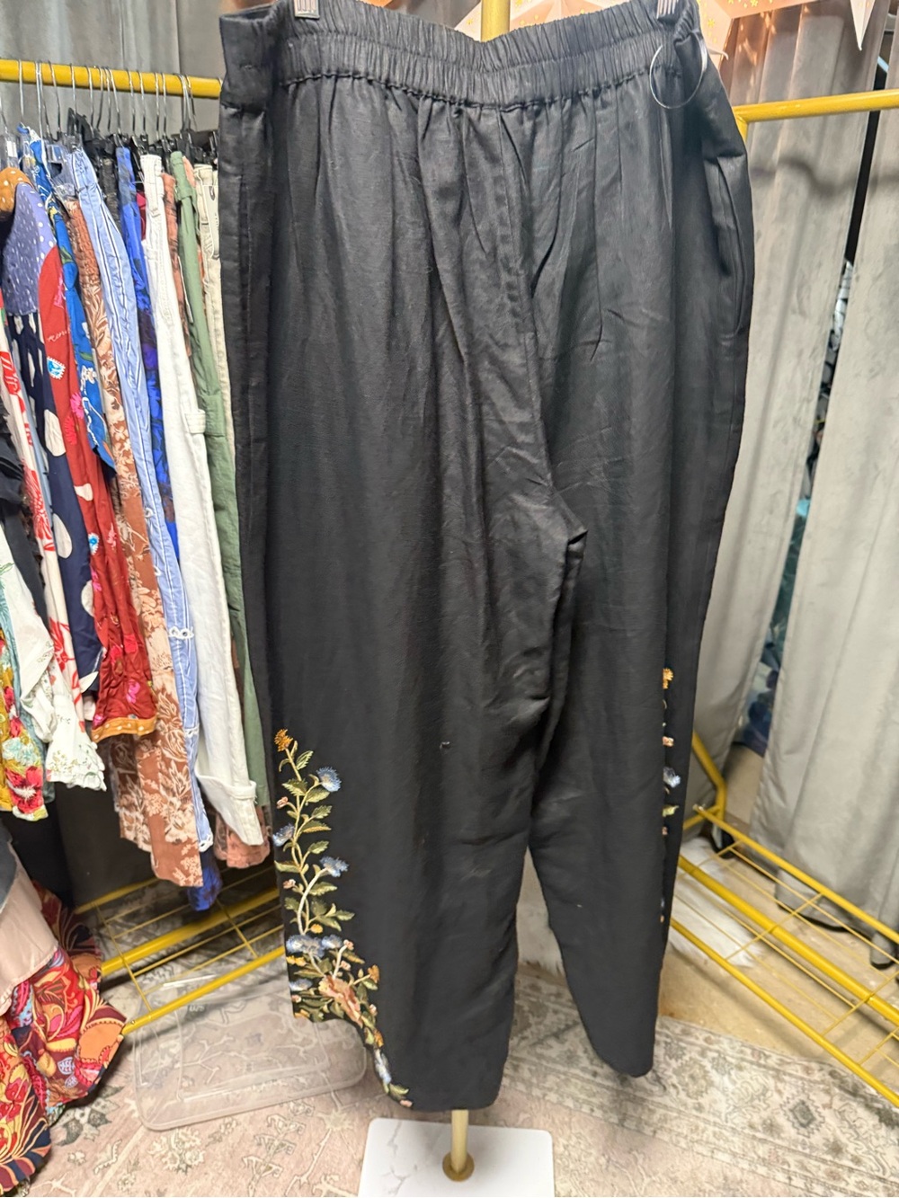 Anthropologie Ranna Gil Embroidered Floral Linen Wide Leg Pants - Picture 6 of 11